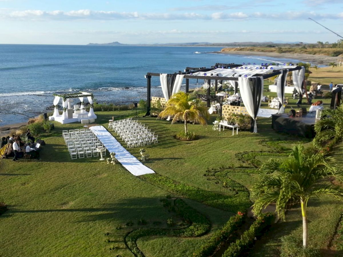 Gran Pacifica Resort
